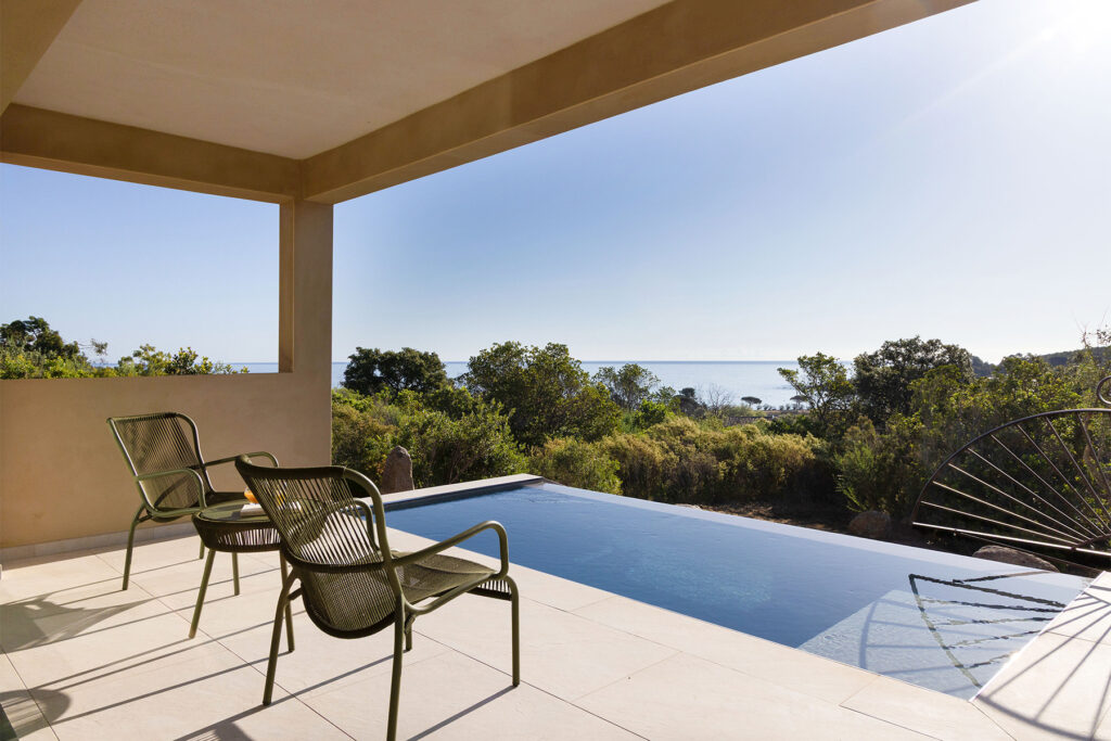 suite-piscine-privee-hotel-corse-favone